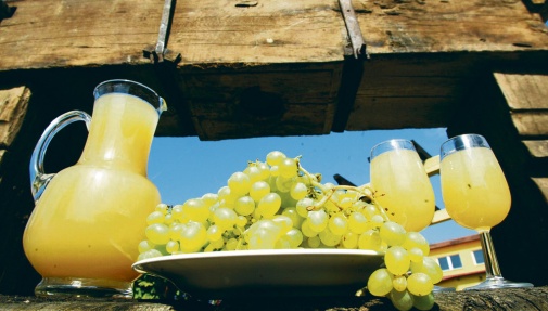 28.9.2024 Svatováclavský FOOD FESTIVAL v Zámeckém parku Dětenice